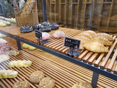 -焙丽拾光(麦凯乐直营店)
