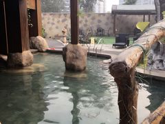 -裕龙汤泉