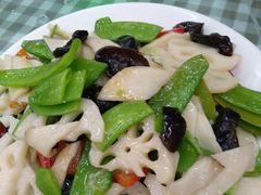 -烁佳海鲜大馅饺子