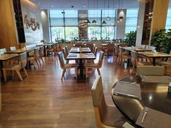 -华邑酒店·鲜艳全日自助餐厅