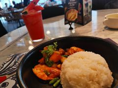 -Kub Kao Kub Pla (Terminal21)