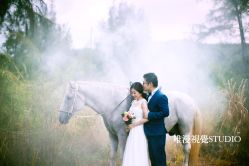 牧马情怀-巴黎婚纱摄影工作室