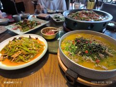 -盐帮食坊•小河帮川菜(四川师大店)