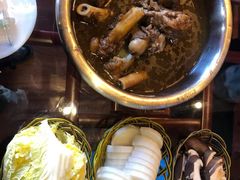 -聚首堂·特色小吃·肘子(什刹海德胜门店)