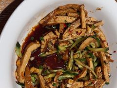 -聚鑫朋酸菜肥肠(文艺路口店)