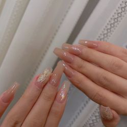 -Fanni美甲美睫皮肤管理