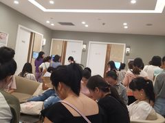 -爱康卓悦体检中心(九座花园分院)