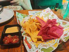 -Famous肥猫墨西哥音乐餐吧(五棵松华熙LIVE店)