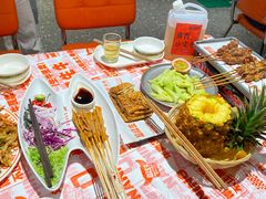 -威记烧嘢·南宁烧烤·超级生牛(绿地店)
