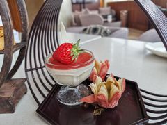 -青岛中心假日酒店·蓝天行政酒廊
