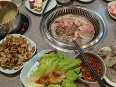 -金滏山烤肉·海鲜·火锅自助餐厅(襄阳万达店)