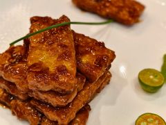 糖醋排骨-东海朗廷酒店-唐阁T’ANG COURT 中餐厅