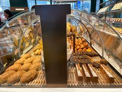 -爱达乐面包生日蛋糕(旭海时代广场店)