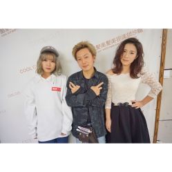 -God Hands发型设计复古会所