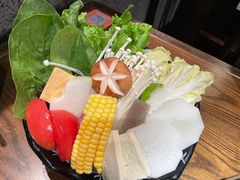缤纷蔬菜拼盘-呷哺呷哺 小火锅 (浦东新欧尚超市店)