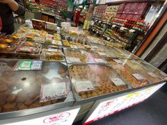 面包甜点陈列柜-权记百年老字号(牌坊街店)