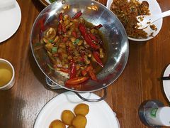 -胡胖子专业长沙菜(衡山路店)