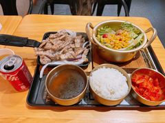 -小韩屋韩国料理(上海湾店)