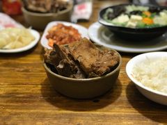 -万和春排骨砂锅米饭(湖北路店)