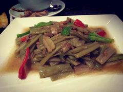 -小菜园新徽菜(芜湖奥特莱斯店)