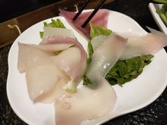 特色发鱿鱼-仁虎老火锅(黄泥磅店)