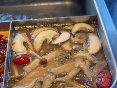 -重庆九记老火锅(广场店)