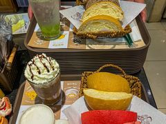 -劳顶笨咖啡(西塔店)