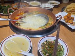 -洱火云南酸菜牛肉火锅(石景山当代商城店)