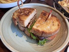 蜂蜜酱香鸡肉三明治-blend咖啡部落(卓悦中心店)