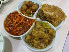 -晓宇盒饭(民安街店)
