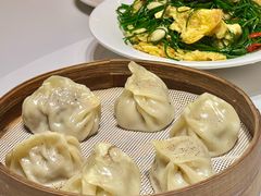 沙葱炒鸡蛋-小河公主秘制烤羊腿(小绿谷店)