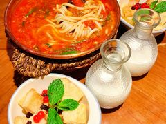 -雀舞云南菜(天津天河城购物中心店)