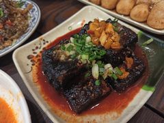 -爆炸头阿姨小四川正宗川味小吃(无任何分店)