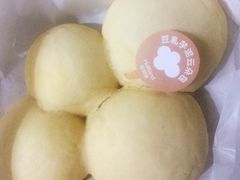 豆乳芋泥云朵包-好利来(奥林匹克购物广场店)