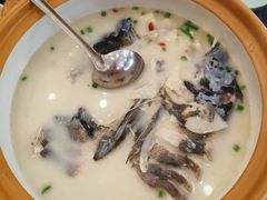 -浔味·山屿湖·正宗淳牌全鱼宴老字号