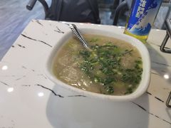 -凤凰路何眼镜香辣蟹(花果园店)