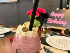 -Mark&Mars Restaurant