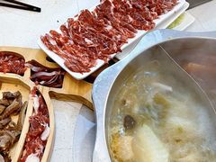-牛百道·鲜活牛肉馆(天一店)