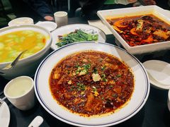 -国人川菜(李家村建东街店)