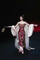 -PAI婚纱礼服设计馆【大牌租赁/高级定制】