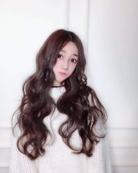 -A  Hair Salon