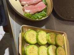 -围炉肉舍•炭烤活鳗•丹东海鲜烤肉(步行街店)