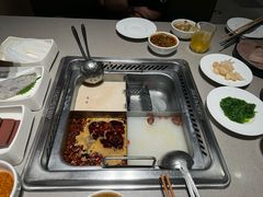 -海底捞火锅(宝龙广场夜宵主题店)