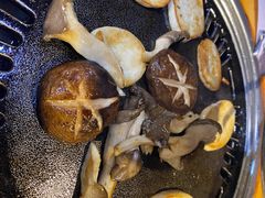 烤香菇-唯成•韩国炭火烤肉 유성고기