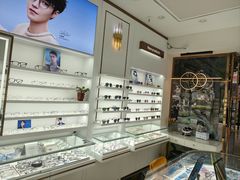 -精视达眼镜•专业儿童配镜中心(学府大道店)