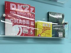 -Love Star追星馆(上海大悦城店)