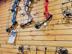 -顶峰射箭俱乐部(城东路店)