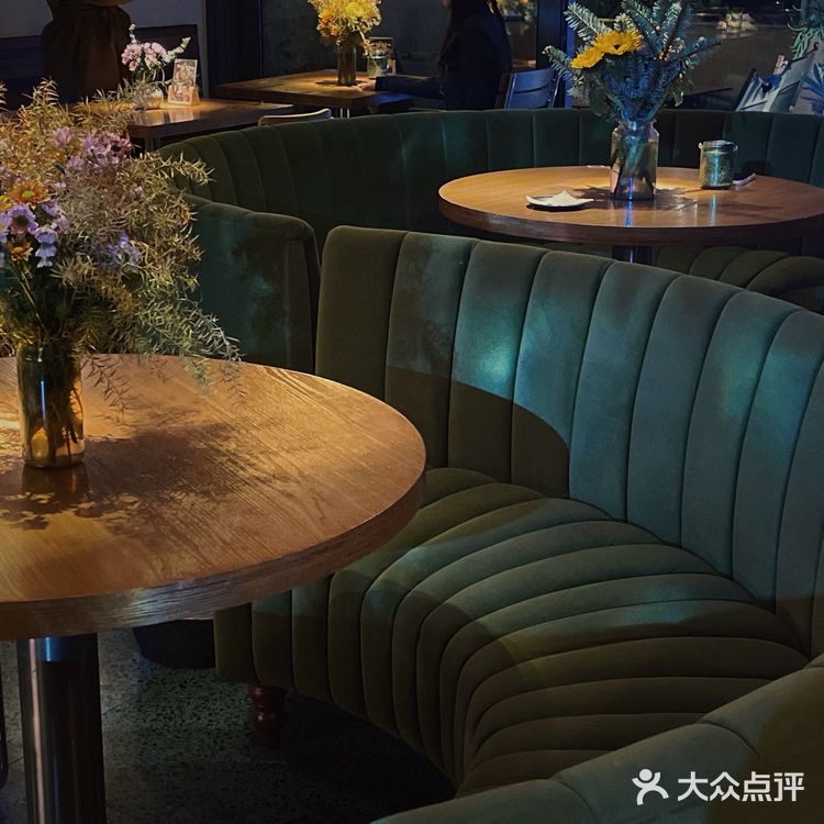 💫🎄超有圣诞氛围的韩式创意料理店！🔥人参鸡汤冬季养身首选！