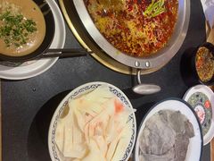 -沸炉重庆老火锅(军事博物馆店)