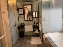 -大连金石滩绿发温泉假日酒店